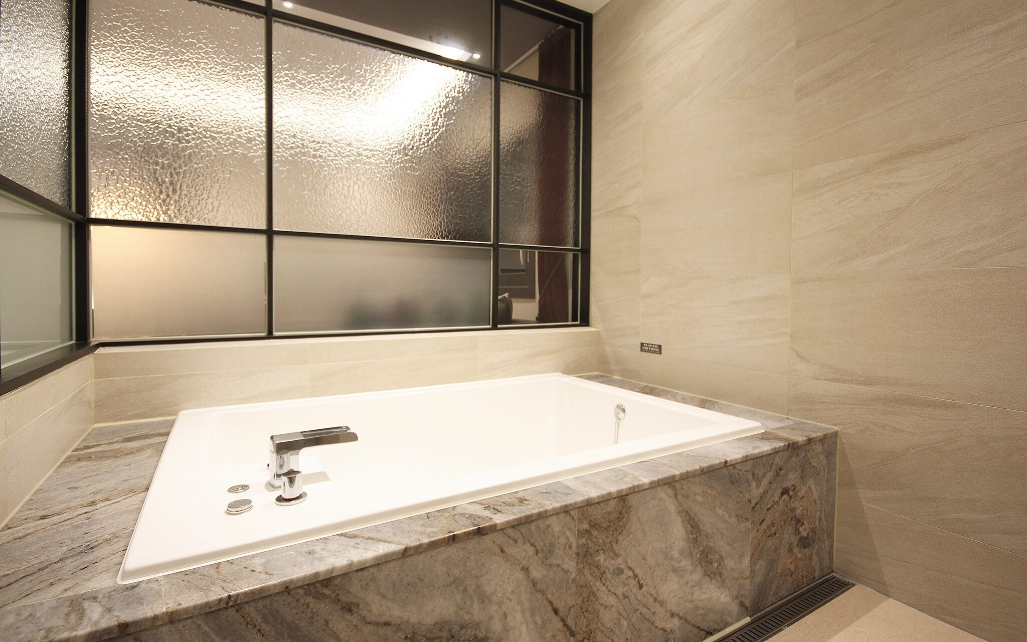 Busan Jeonggwan Raum Hotel