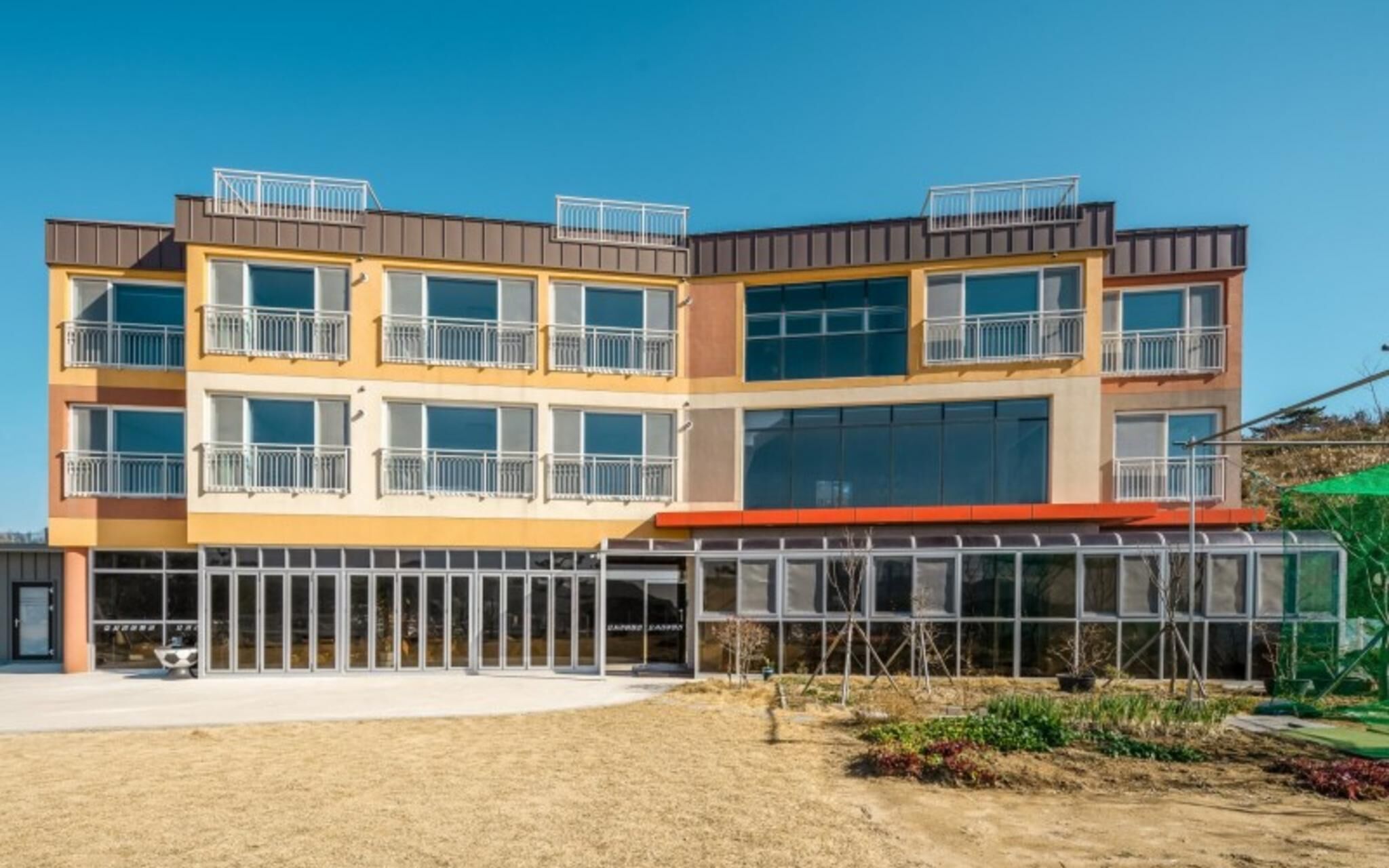 Busan Osiria Pension