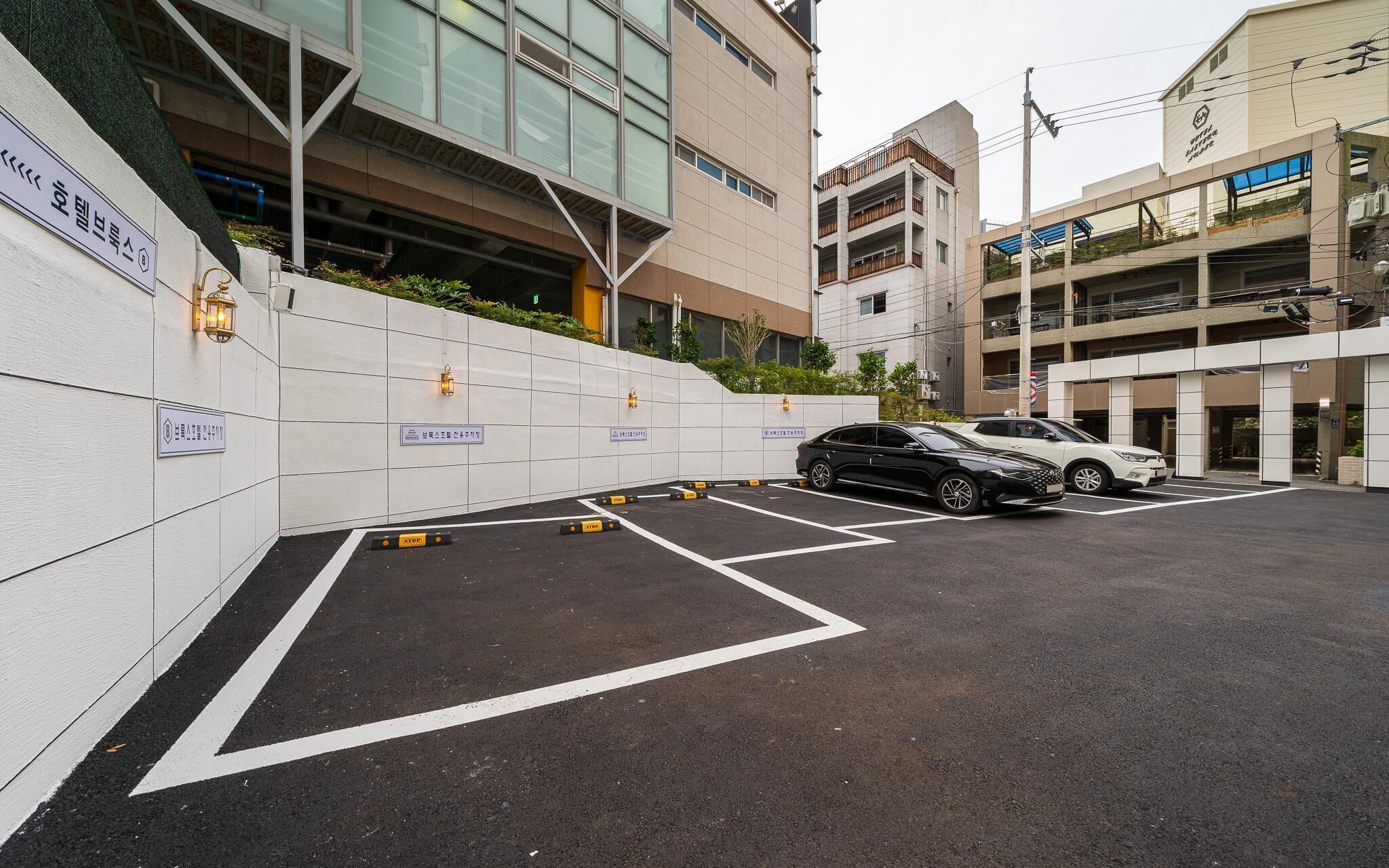 Busan Songjeong Brooks Hotel