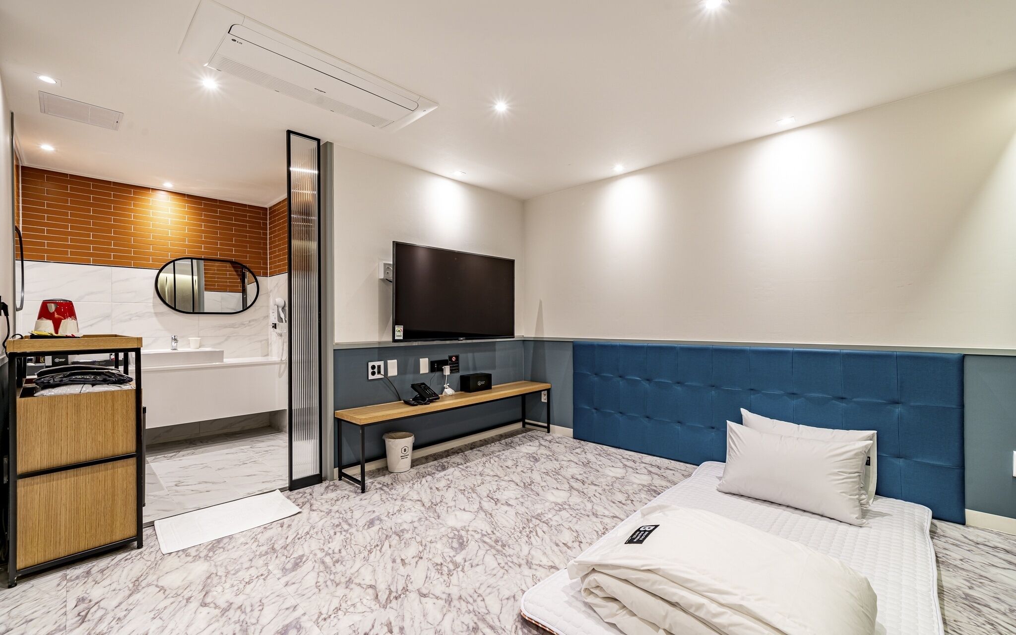 Busan Songjeong Brooks Hotel