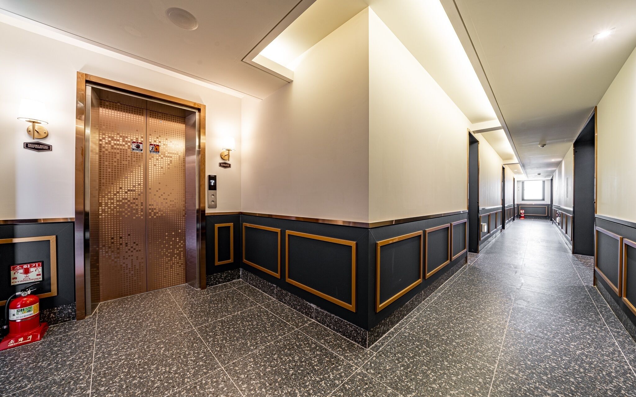 Busan Songjeong Brooks Hotel
