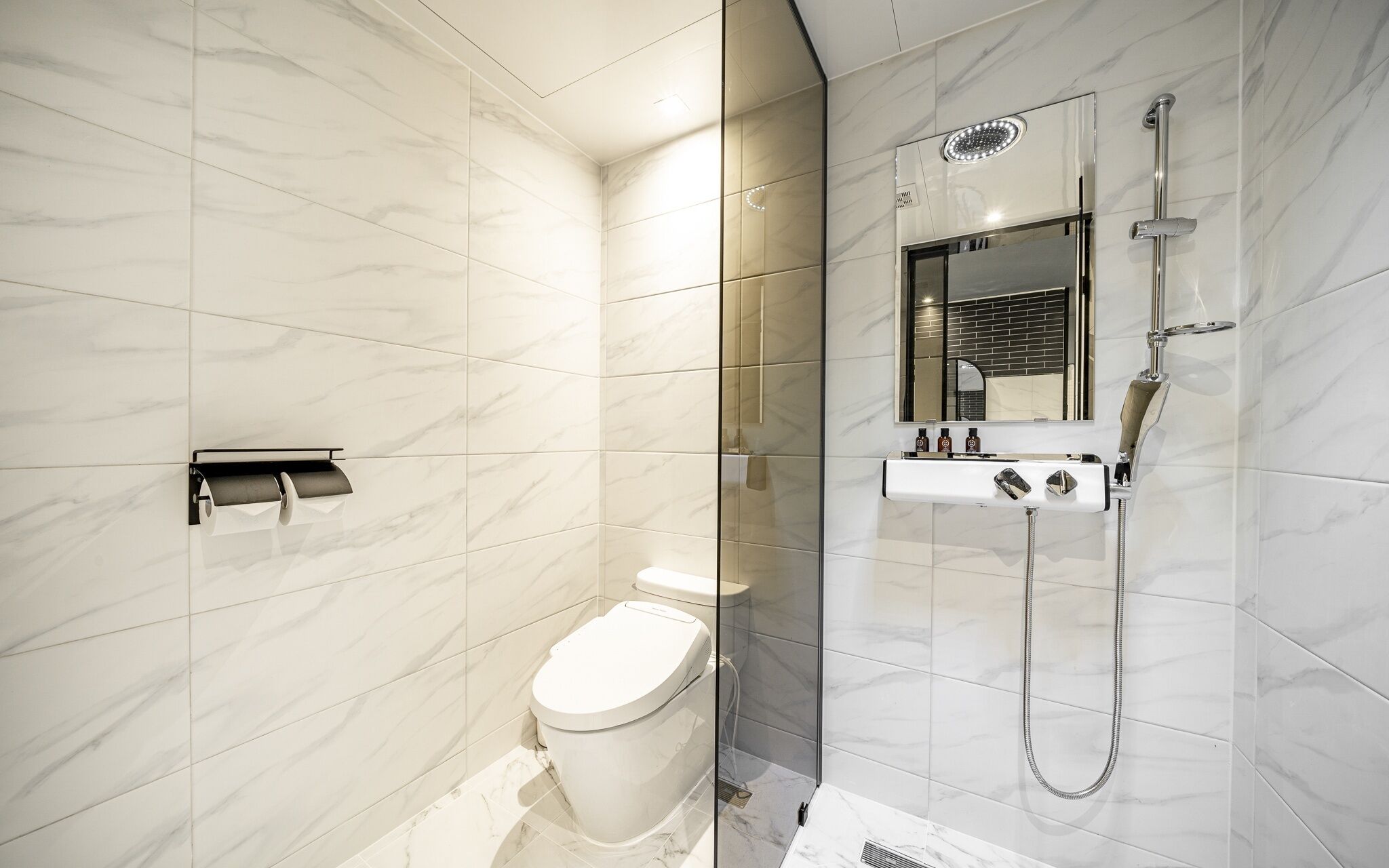 Busan Songjeong Brooks Hotel