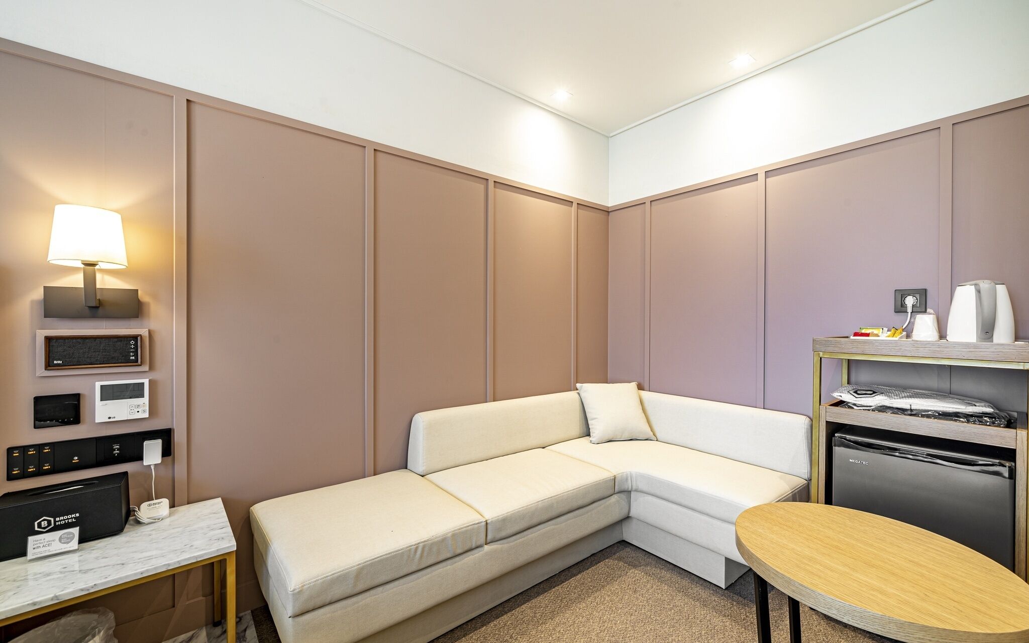 Busan Songjeong Brooks Hotel