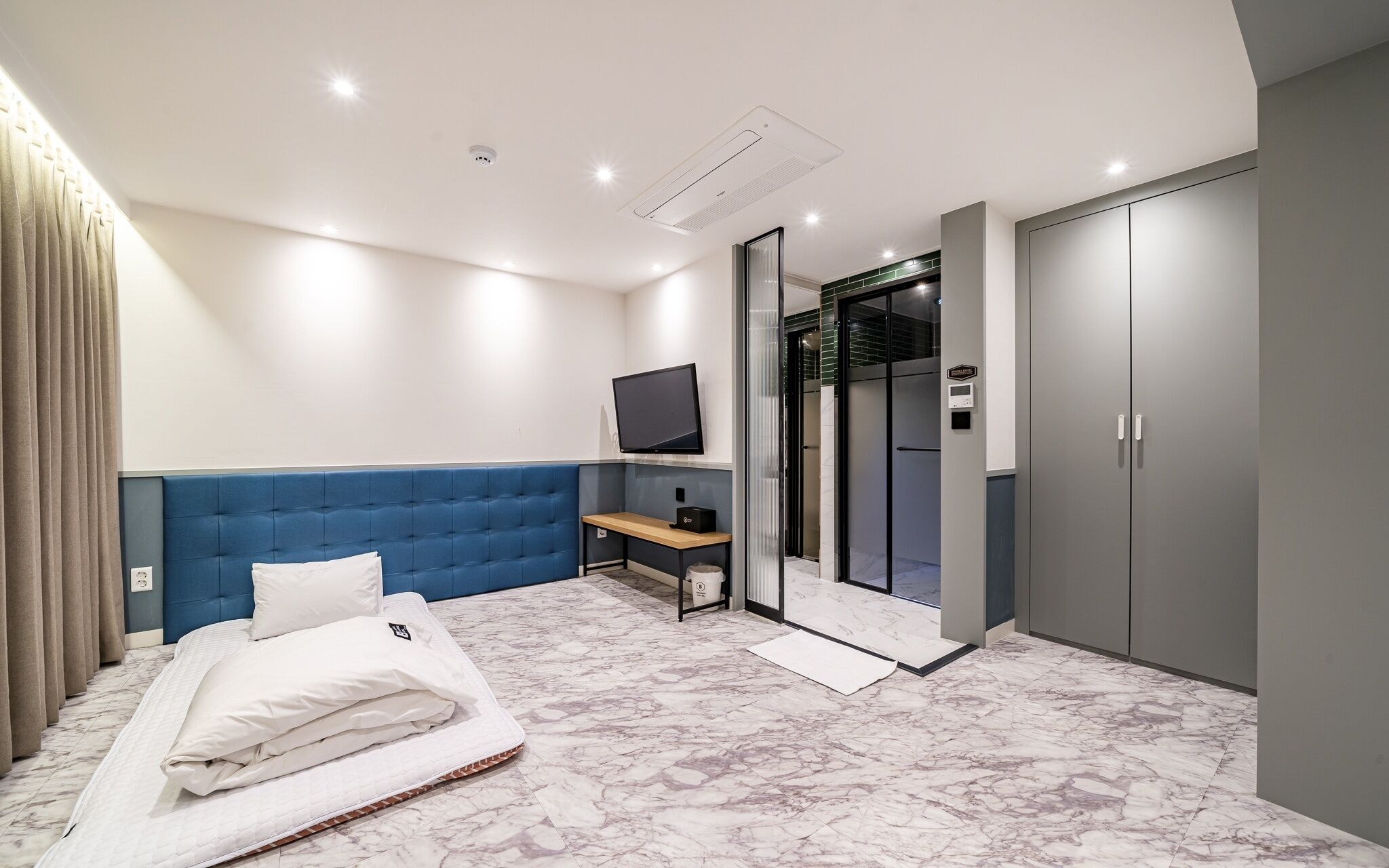 Busan Songjeong Brooks Hotel