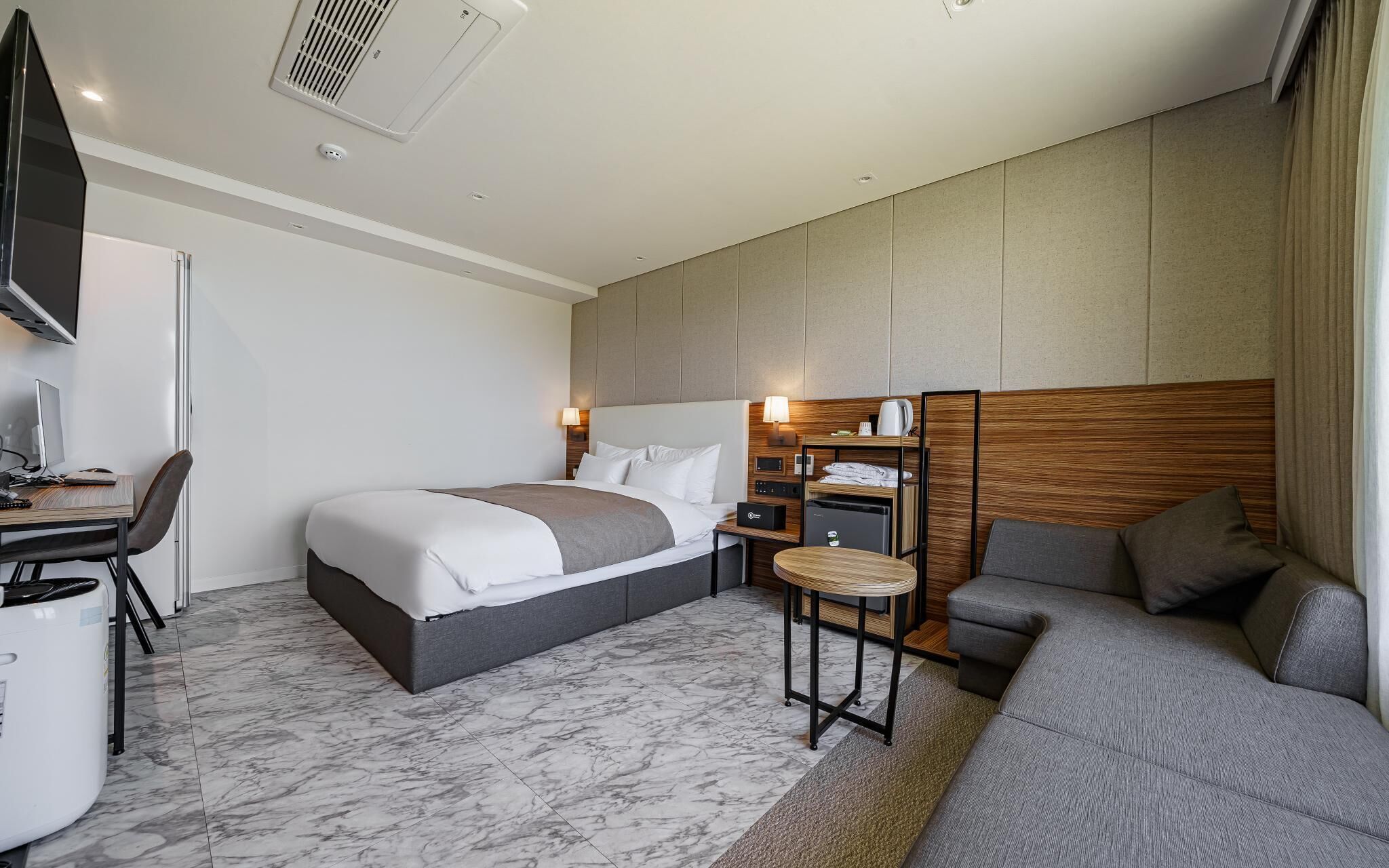Busan Songjeong Brooks Hotel