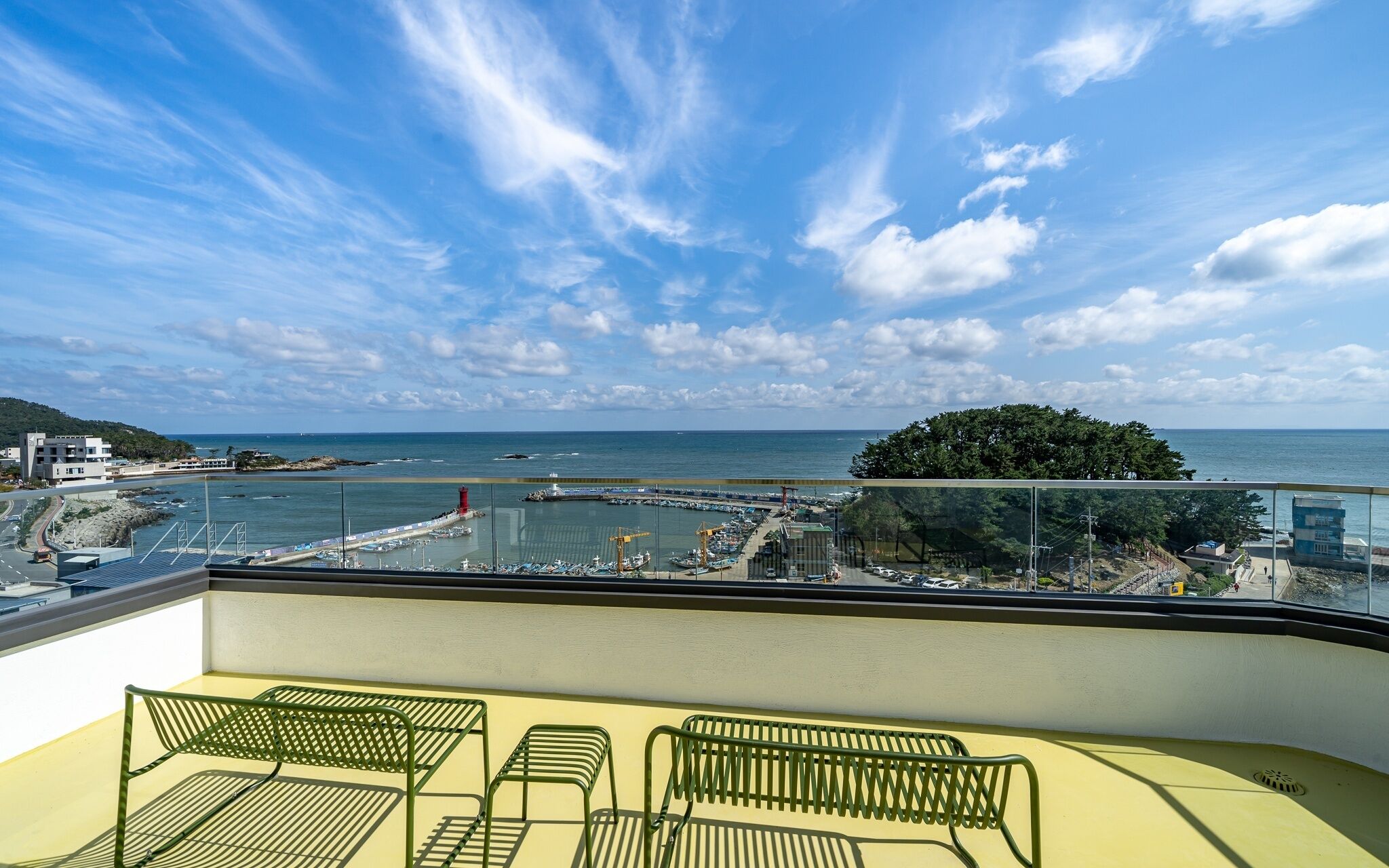 Busan Songjeong Brooks Hotel