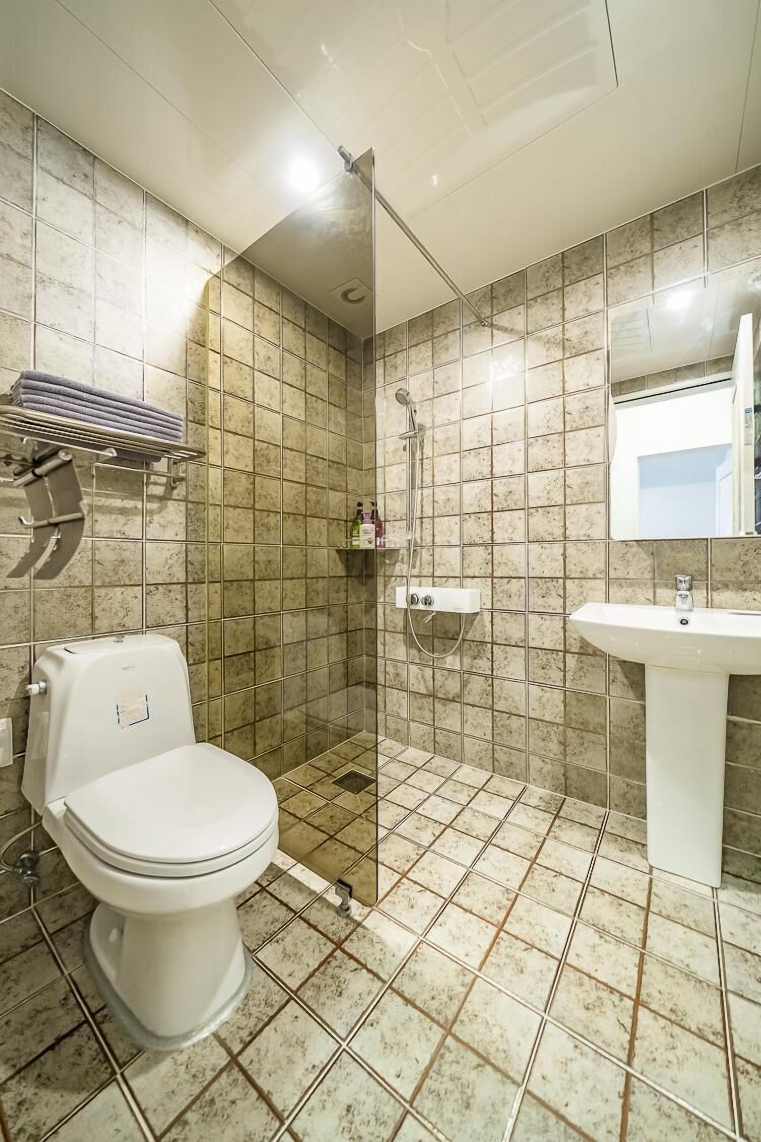 Busan The Pension 502