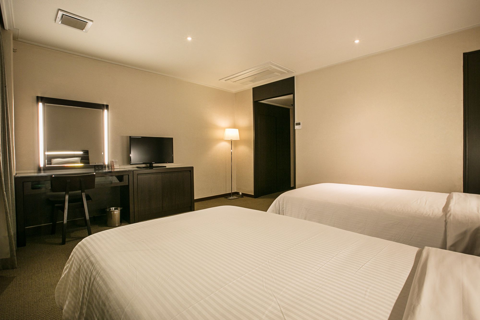 Busan Tourist Hotel