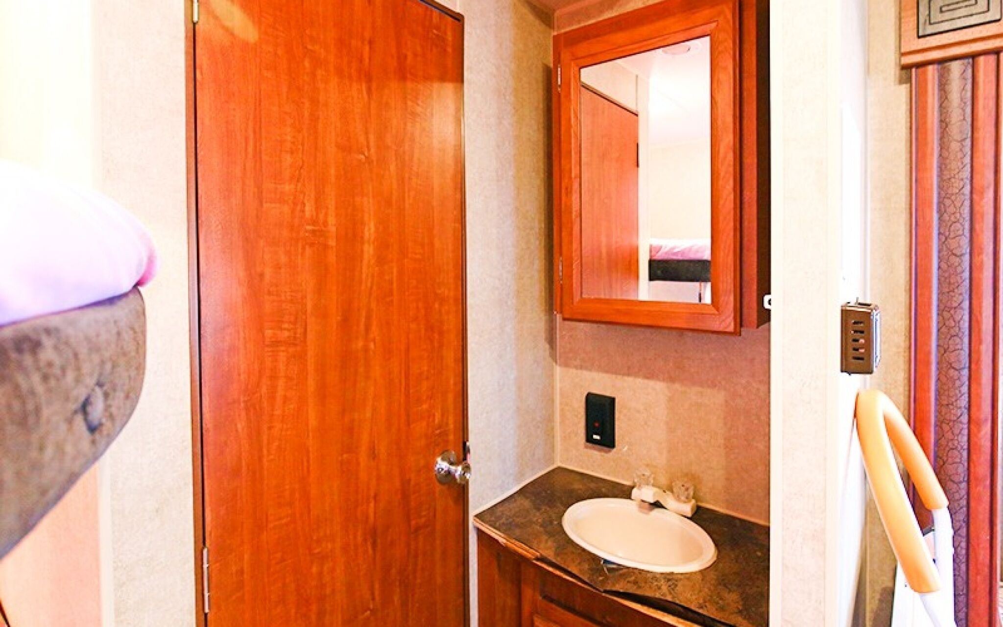 Busan Zio Caravan Pension