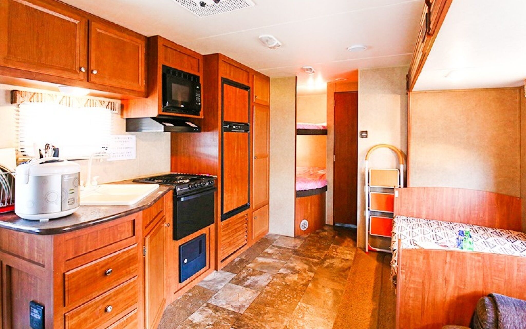 Busan Zio Caravan Pension