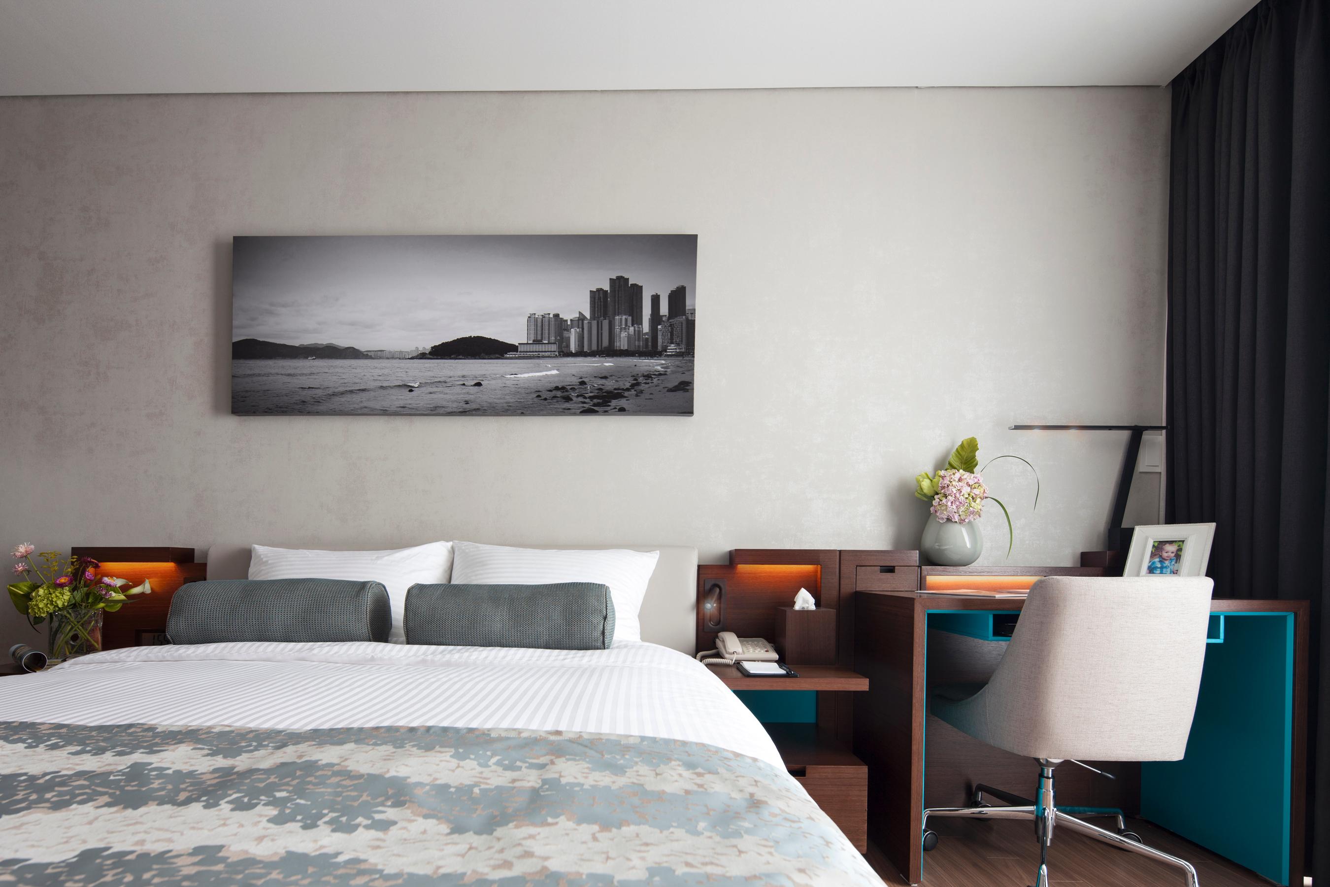 Felix by STX Hotel & Suite