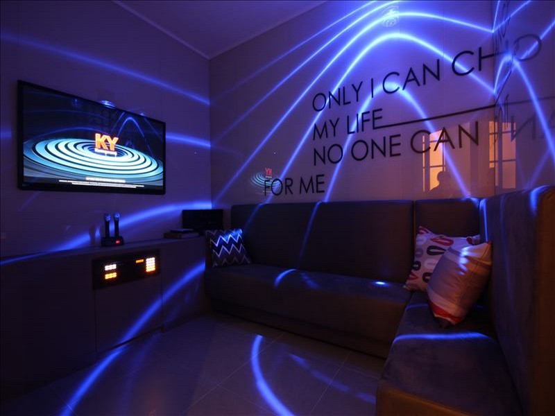 Club Hotel