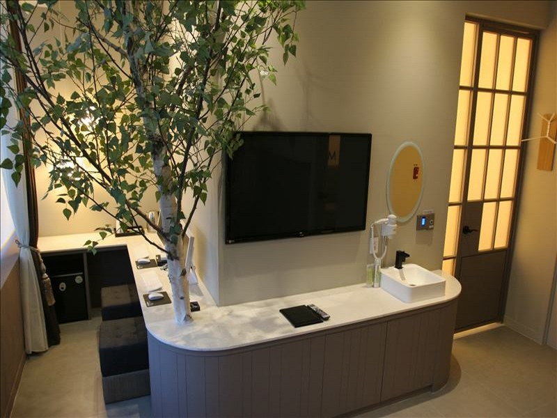 Club Hotel