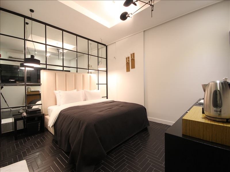 Club Hotel