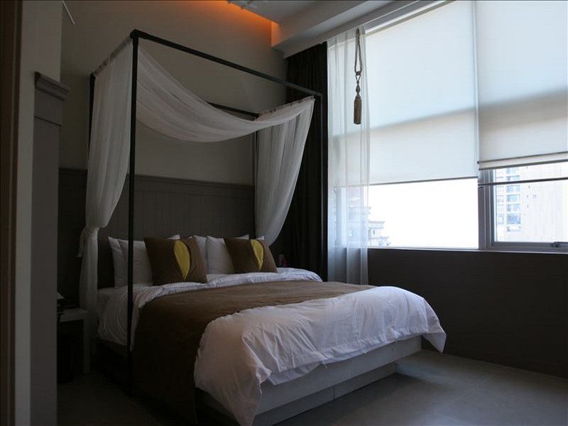 Club Hotel