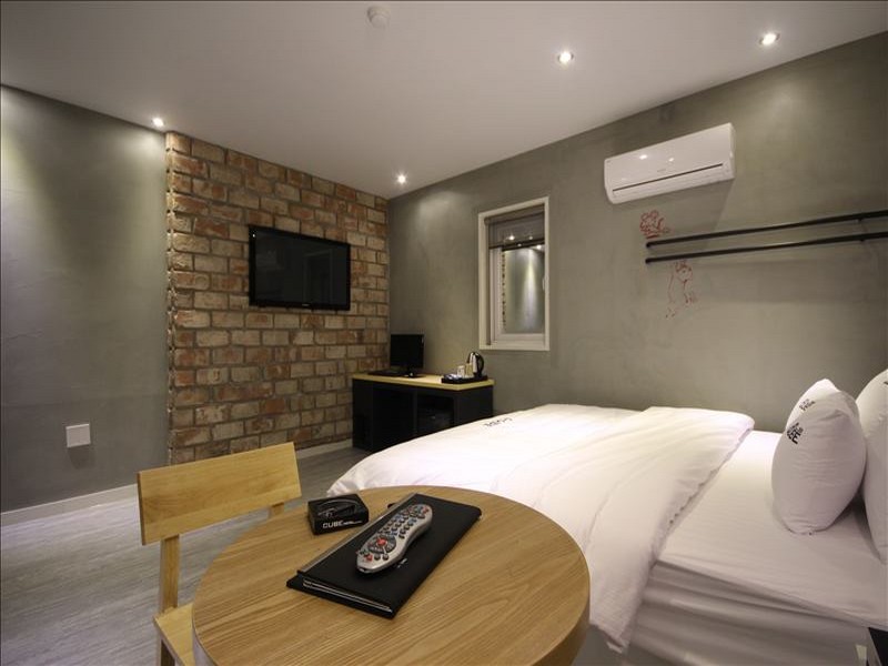 Cube Motel