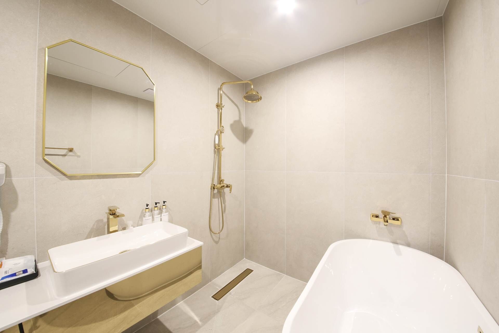 Denbasta Signature Hotel