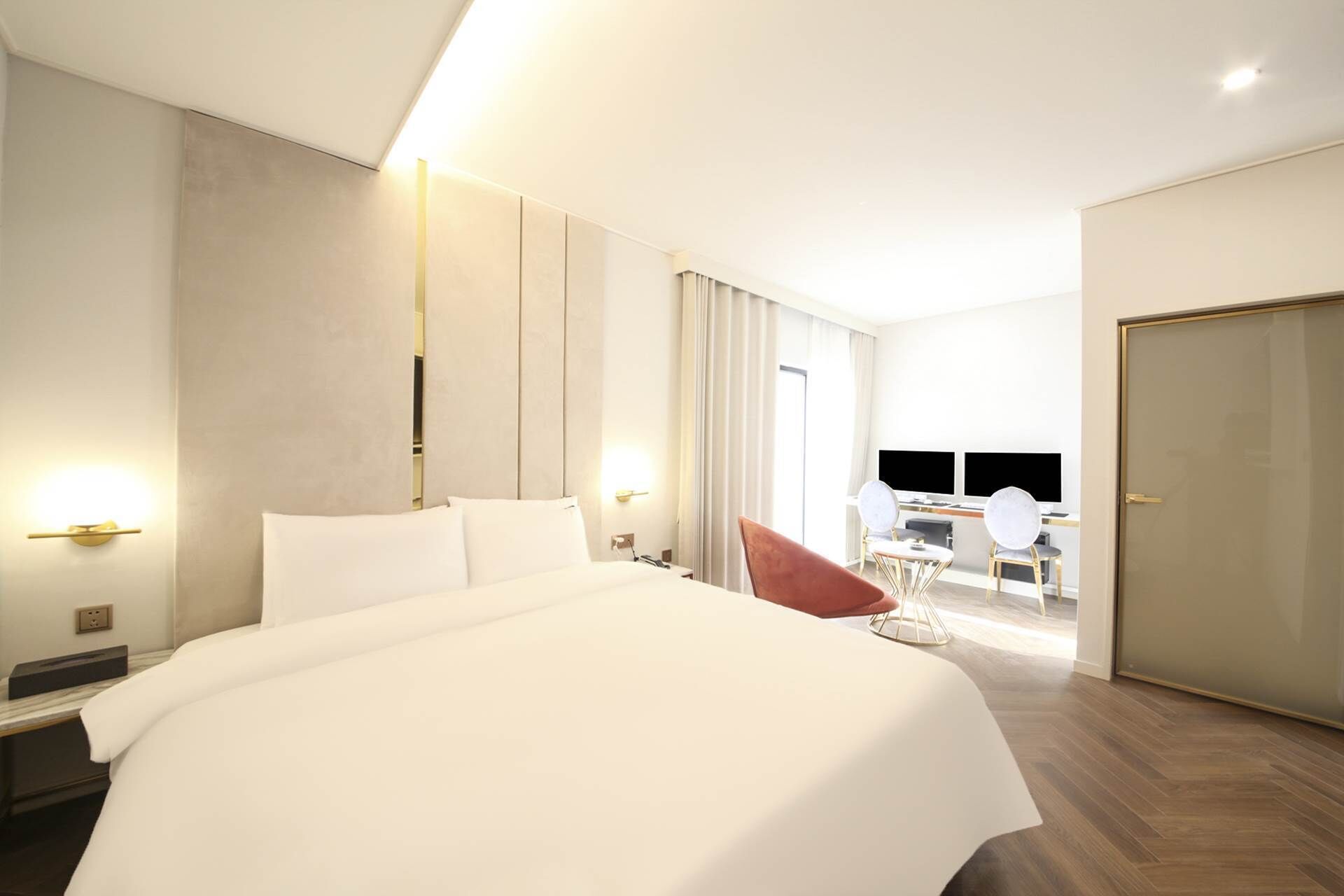 Denbasta Signature Hotel