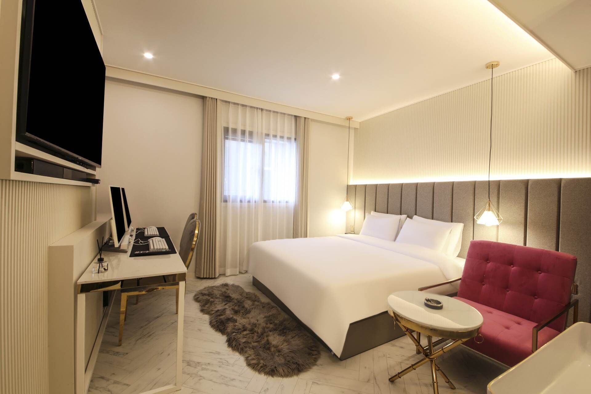 Denbasta Signature Hotel