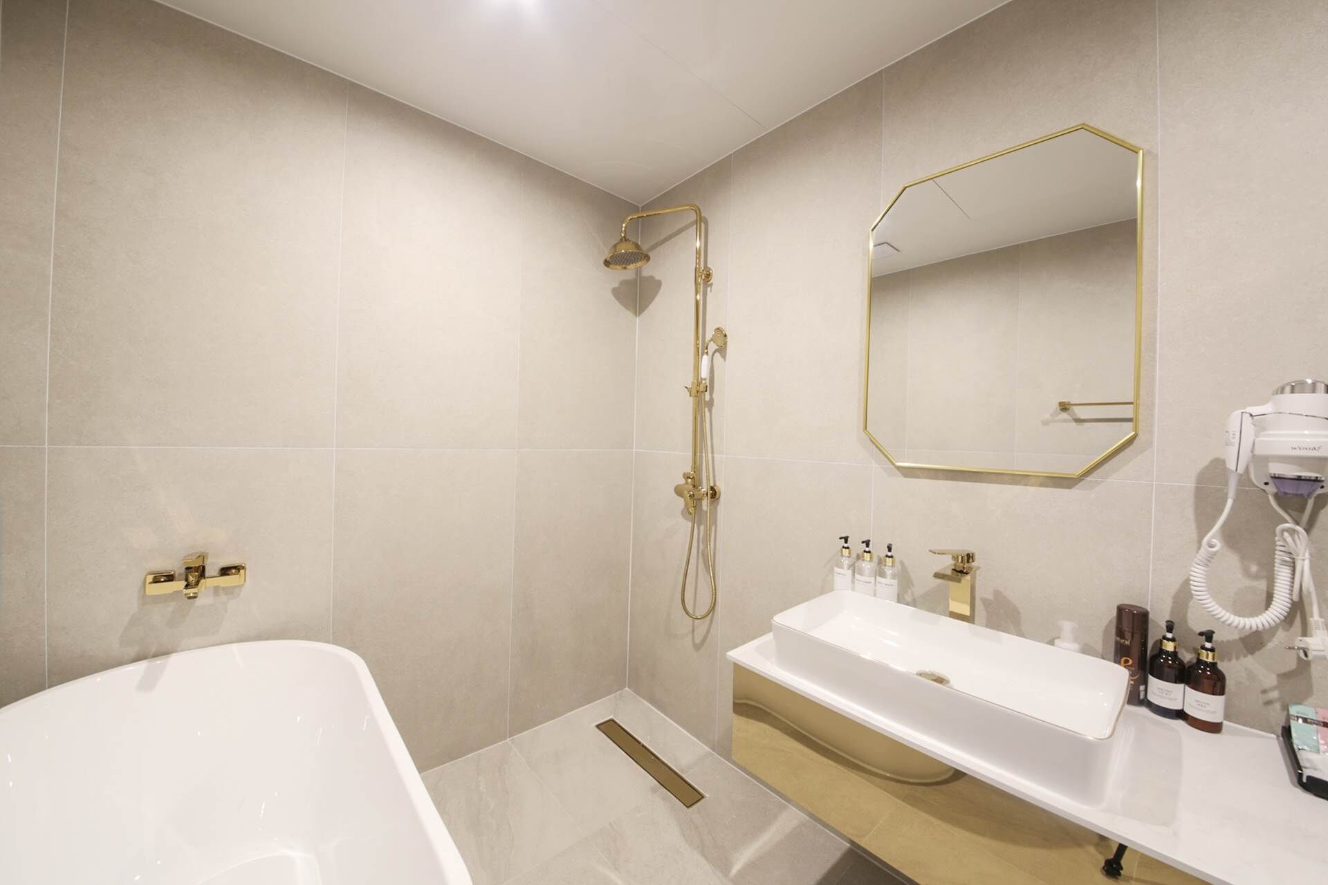 Denbasta Signature Hotel