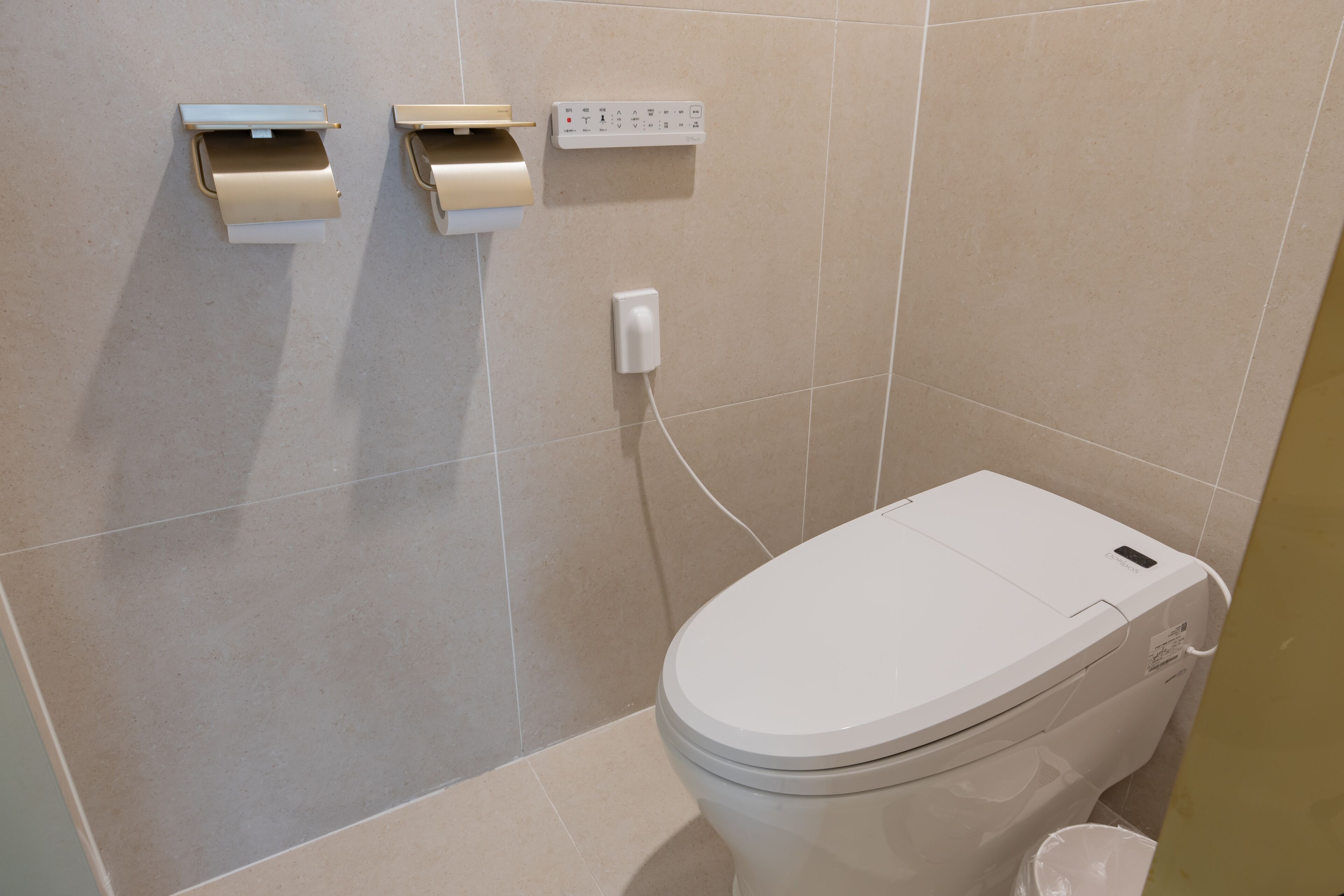 Dongrae Den Basta Hotel