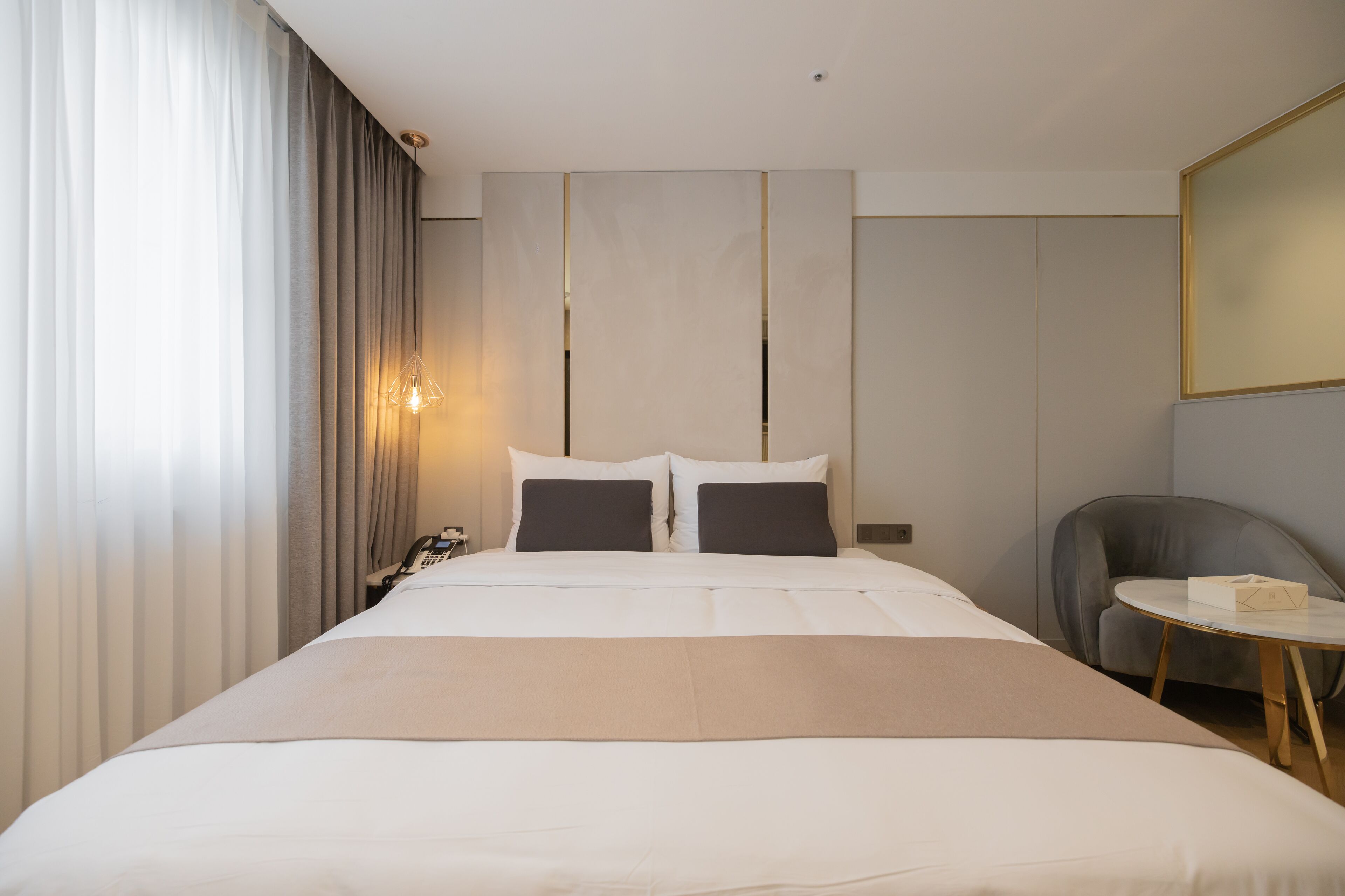 Dongrae Den Basta Hotel