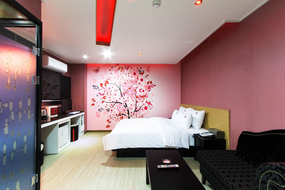 ForU Hotel