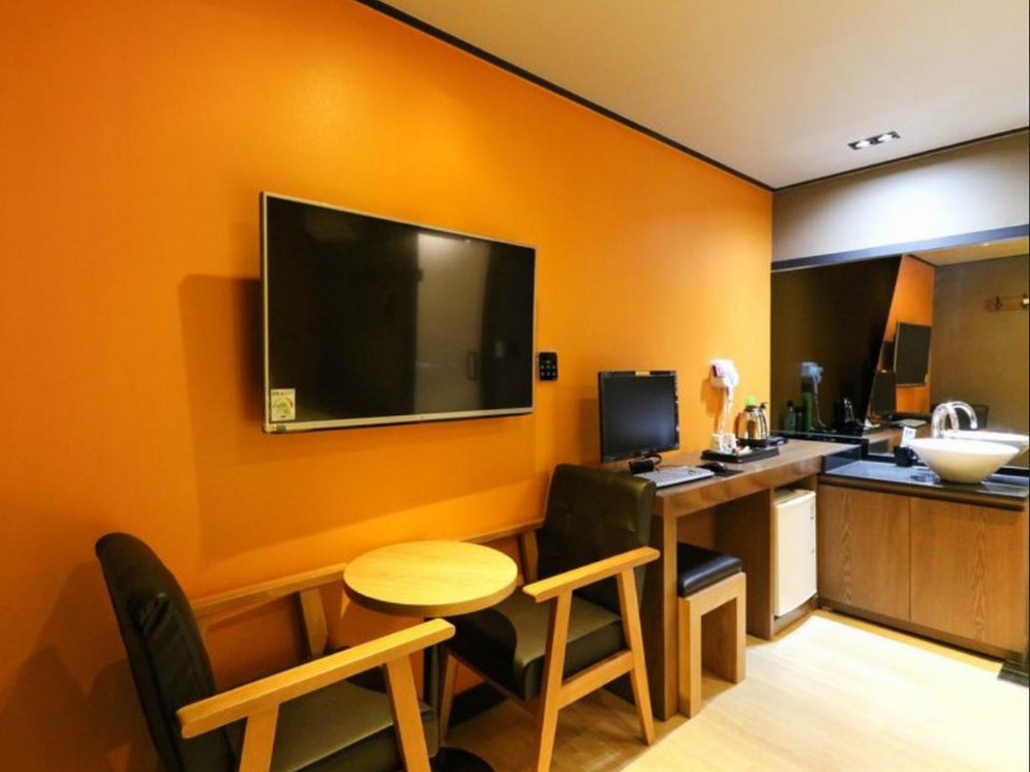 Foxy Hotel