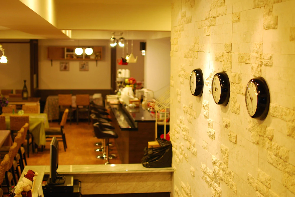 FunStay Inn Guesthouse