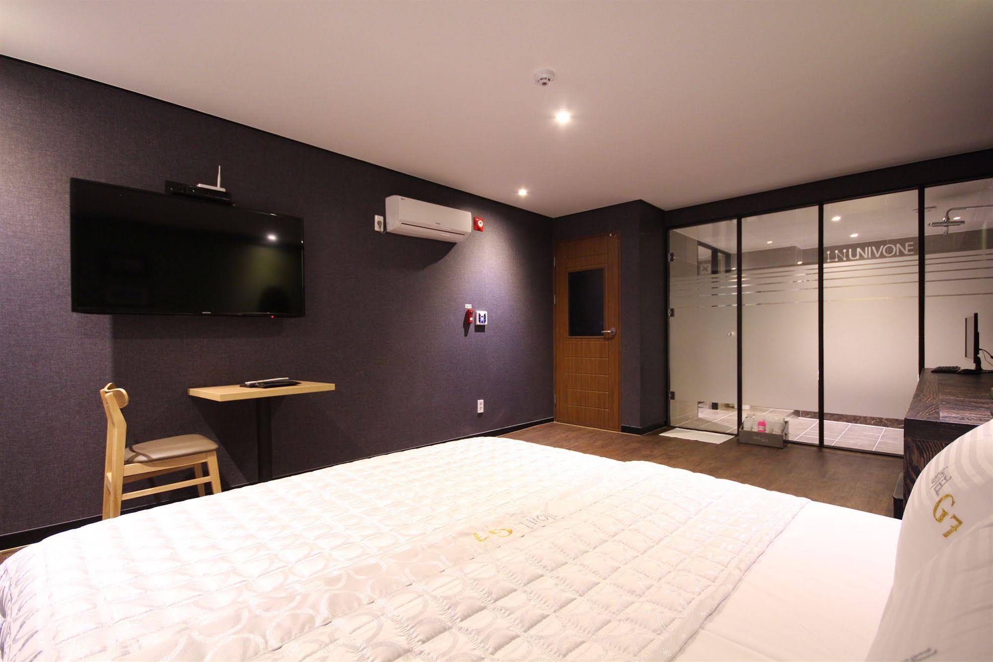 G7 Hotel