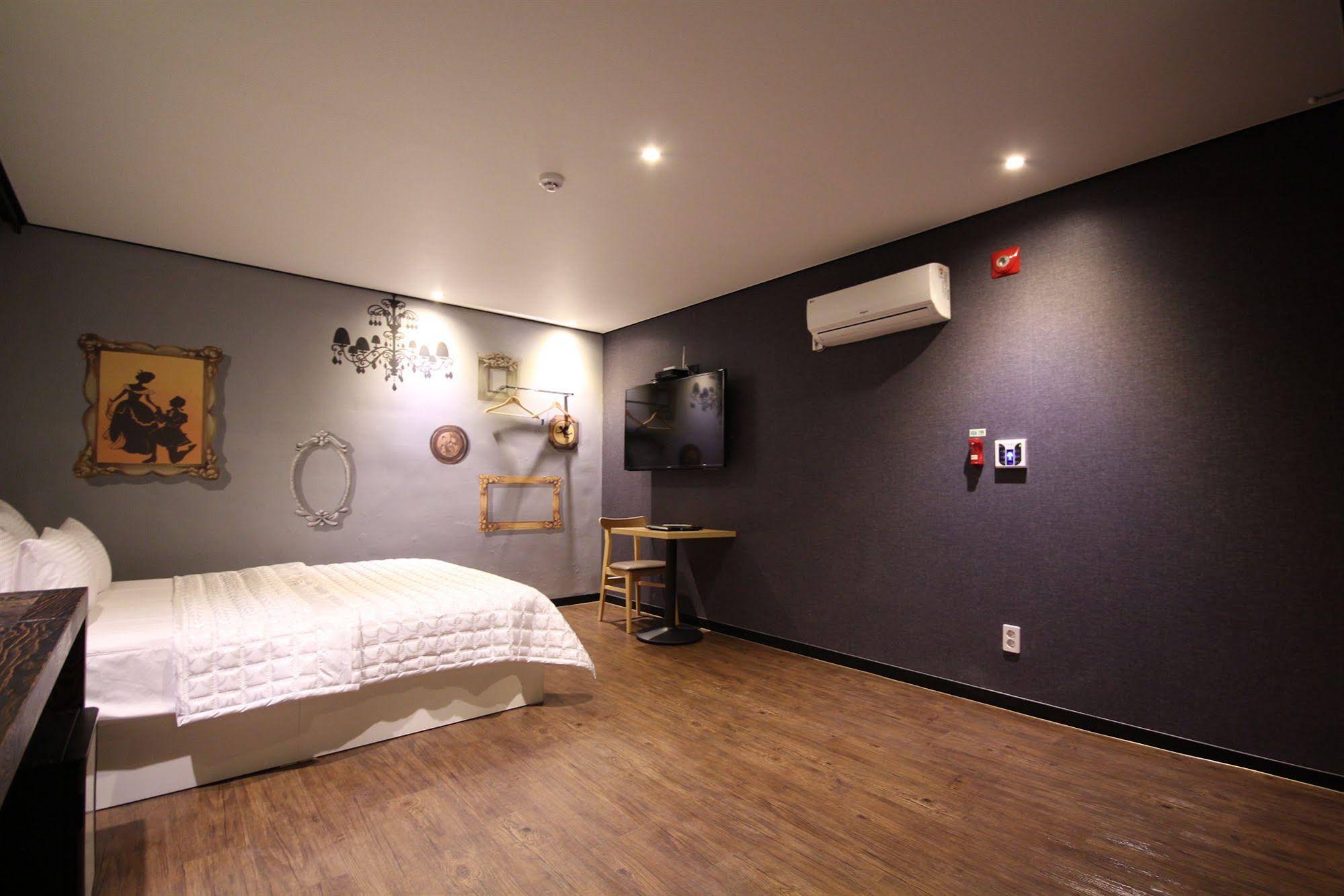 G7 Hotel
