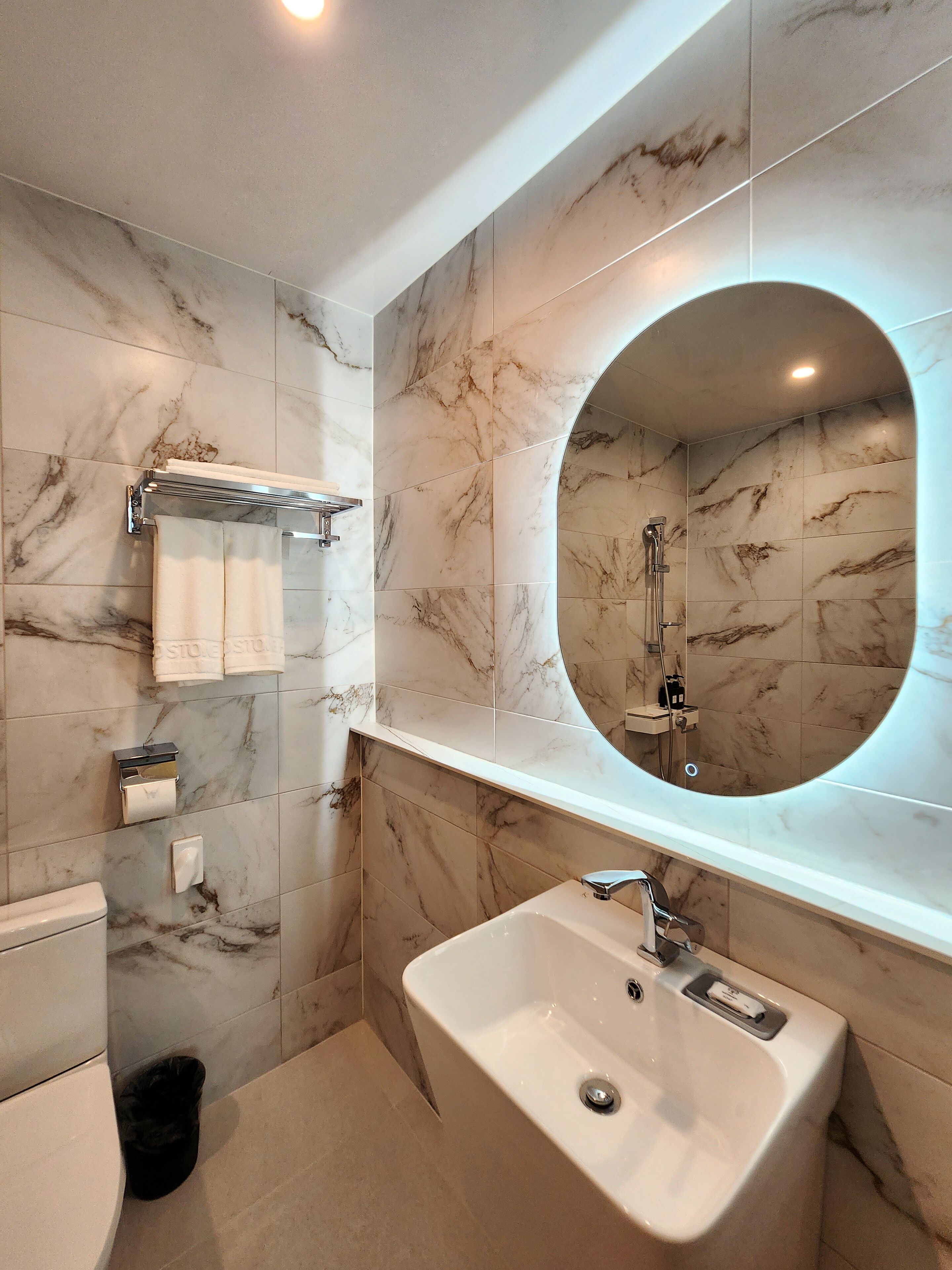 Gold Stone Hotel