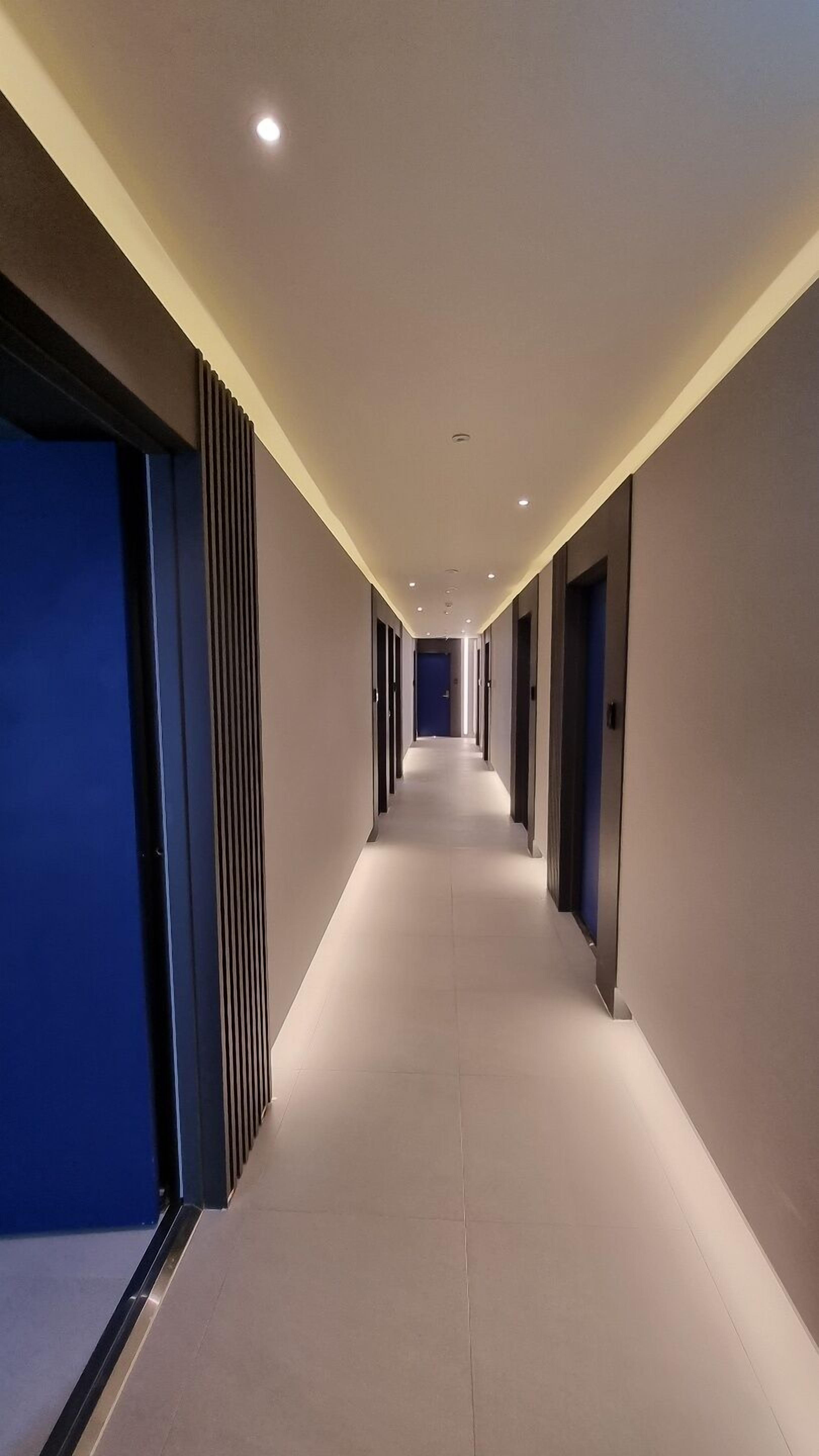 Gold Stone Hotel