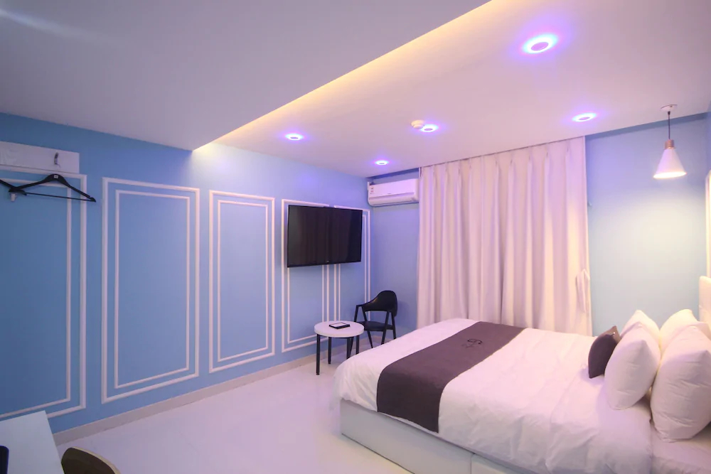 Gray Boutique Hotel