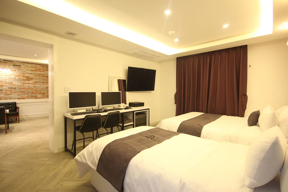 Gray Boutique Hotel