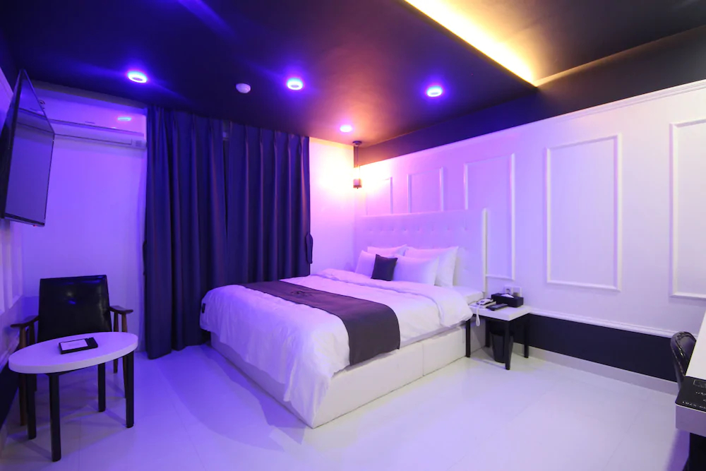 Gray Boutique Hotel