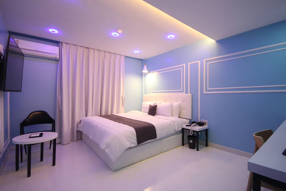Gray Boutique Hotel