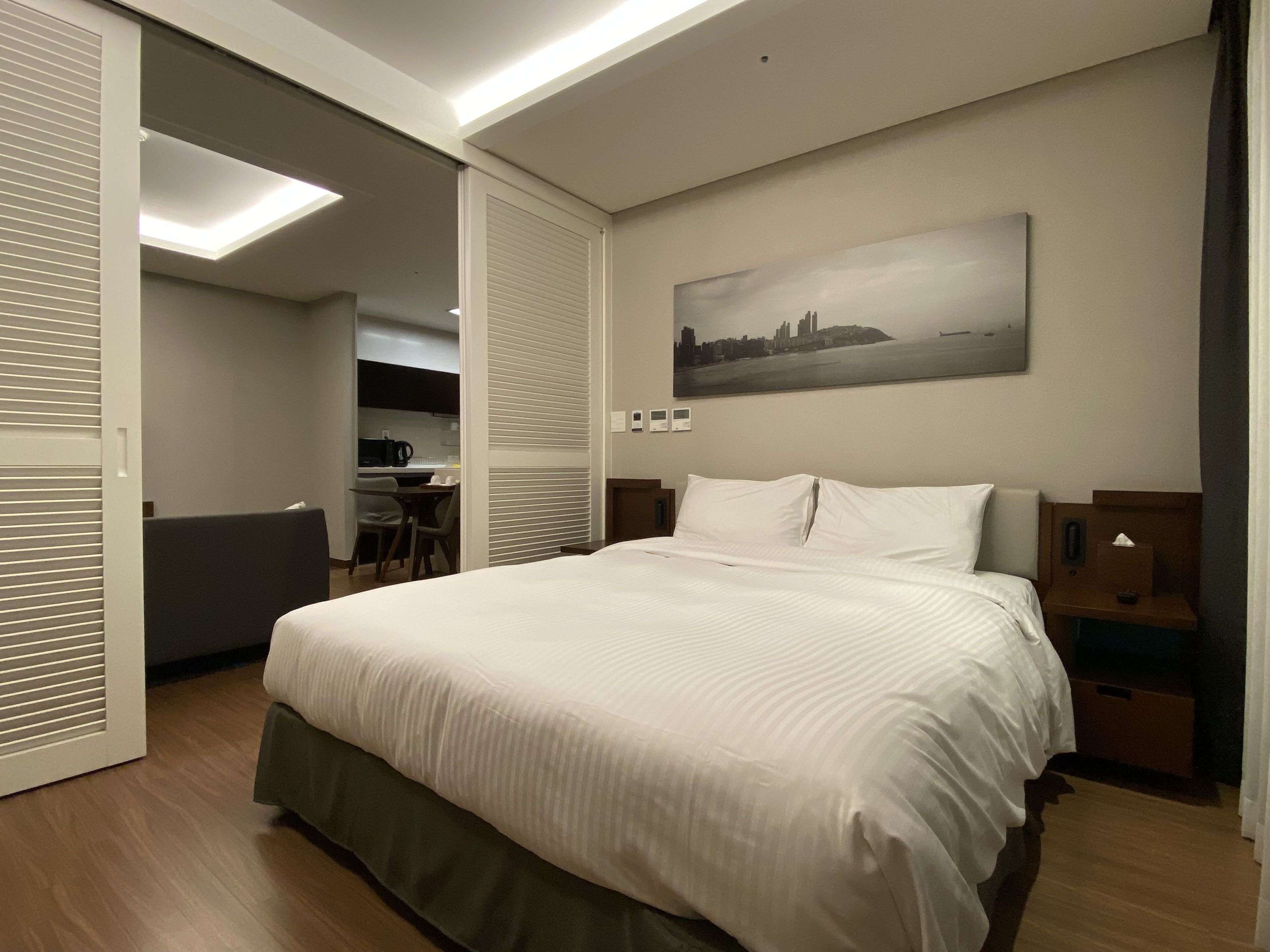 Haeundae H Stay Hotel