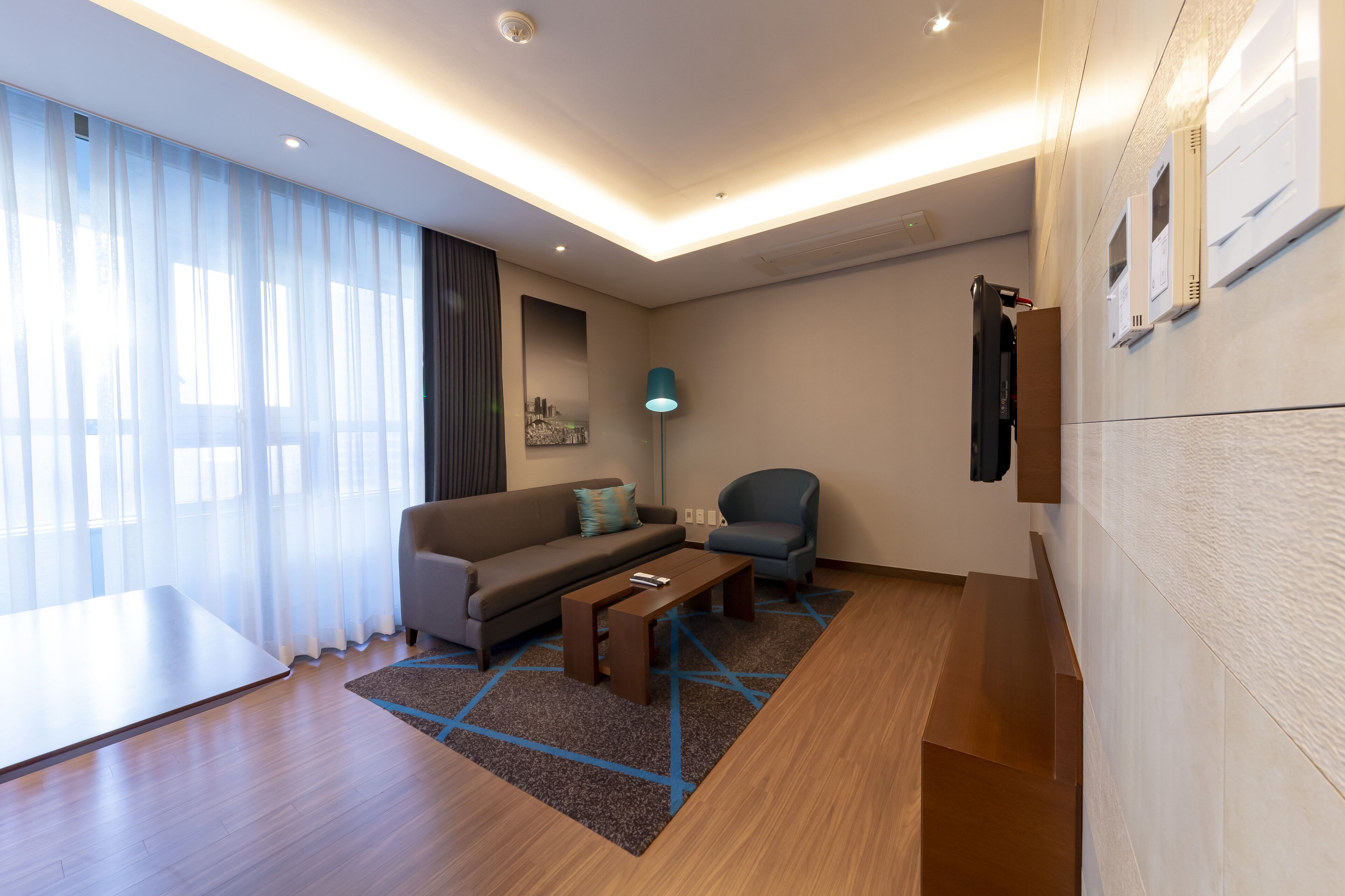 Haeundae H Stay Hotel