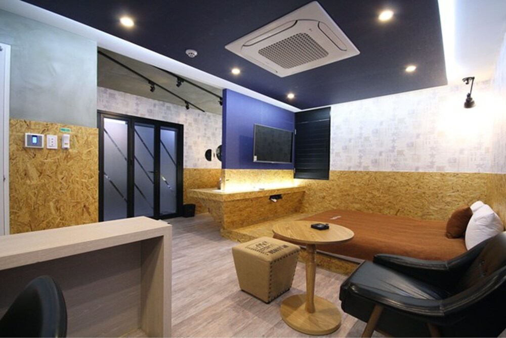 Haru Hotel Seomyeon Station