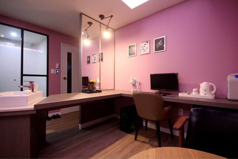 Haru Hotel Seomyeon Station