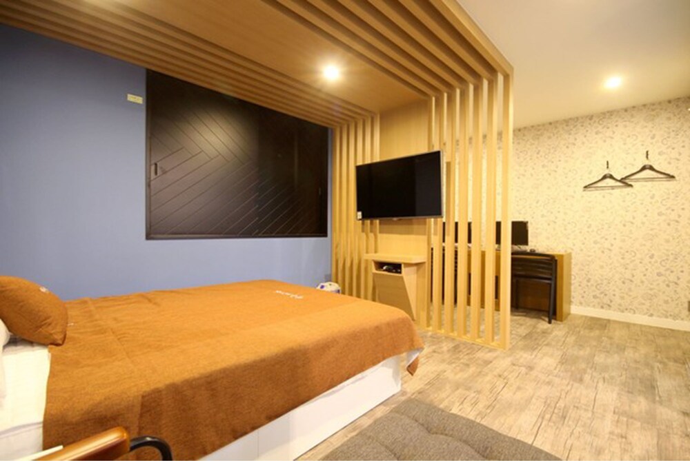 Haru Hotel Seomyeon Station