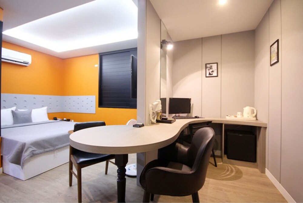Haru Hotel Seomyeon Station