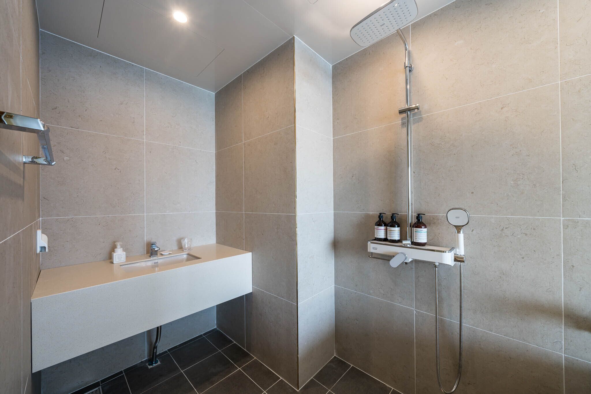 H Avenue Hotel Gijang Ilgwang