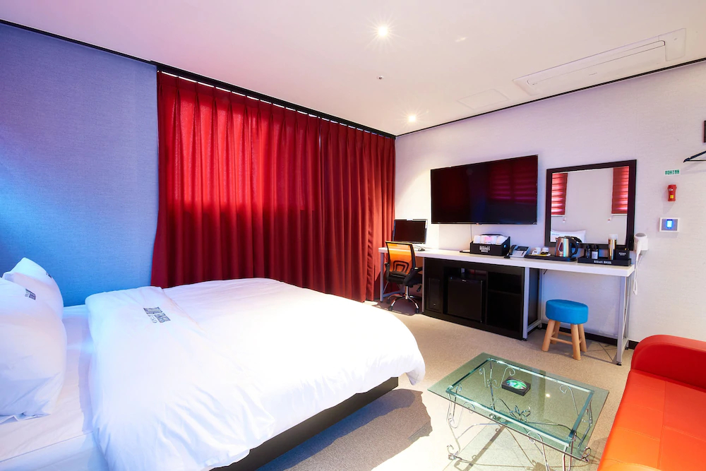 Hermes Hotel