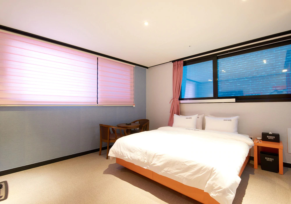 Hermes Hotel