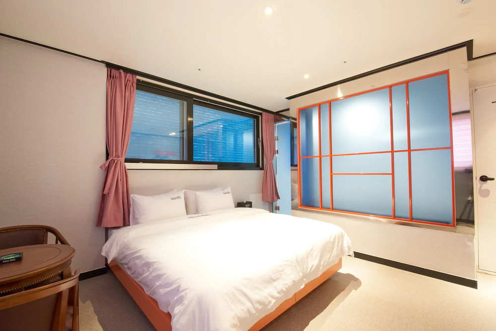 Hermes Hotel