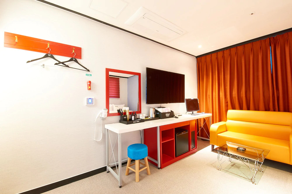 Hermes Hotel