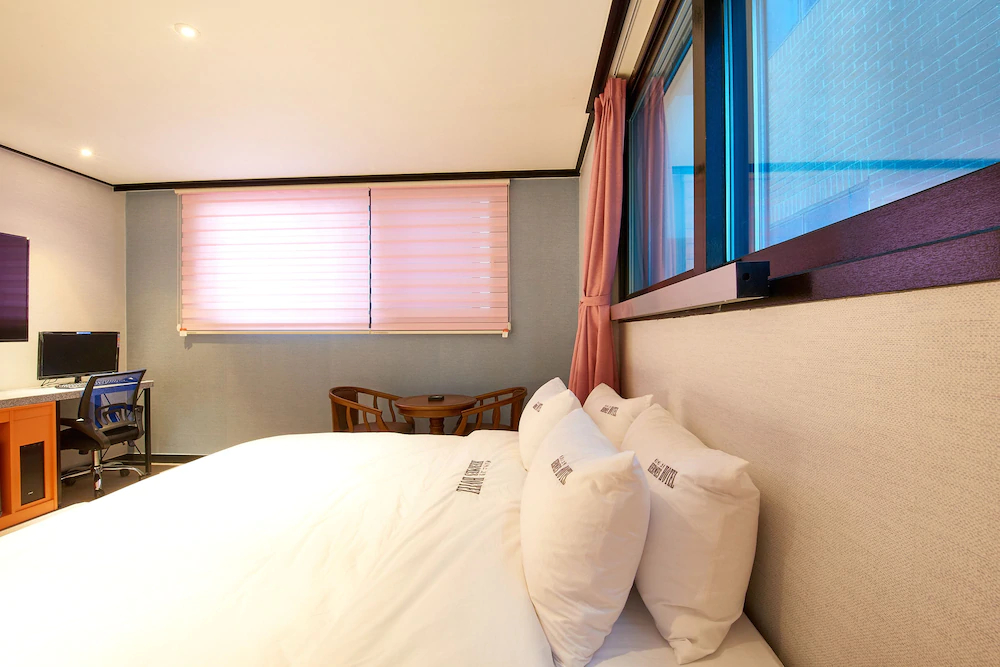 Hermes Hotel