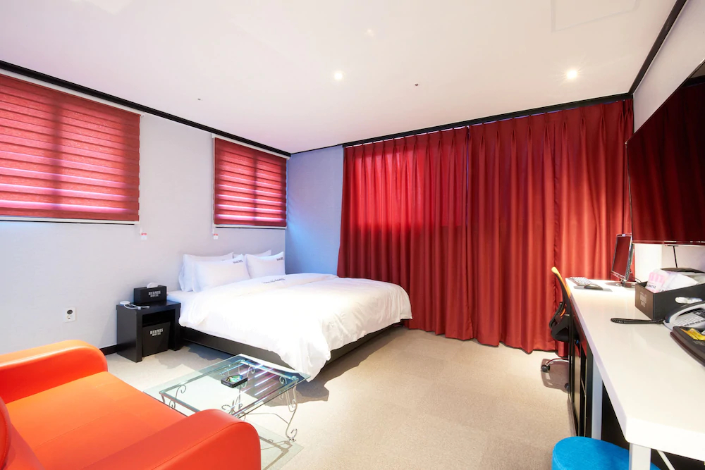 Hermes Hotel